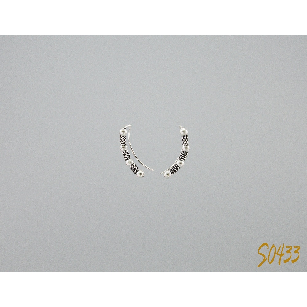 S0433 Plain Silver Earring