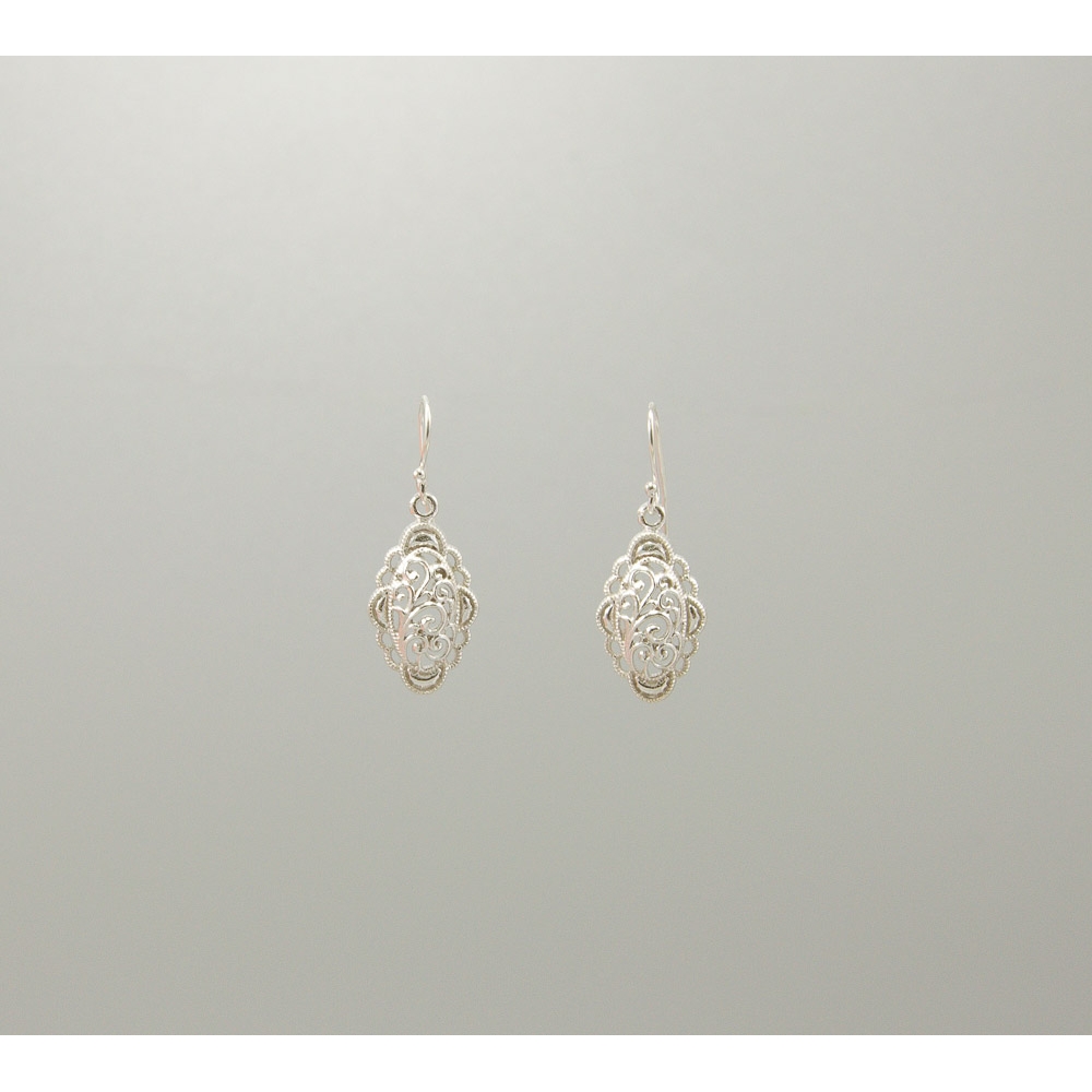 S0404 Plain Silver Earring