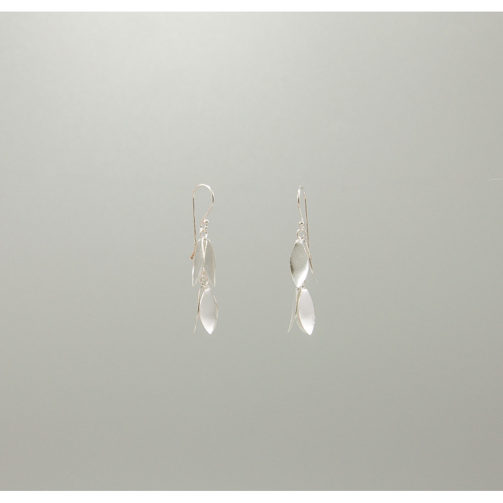 S0407 Plain Silver Earring