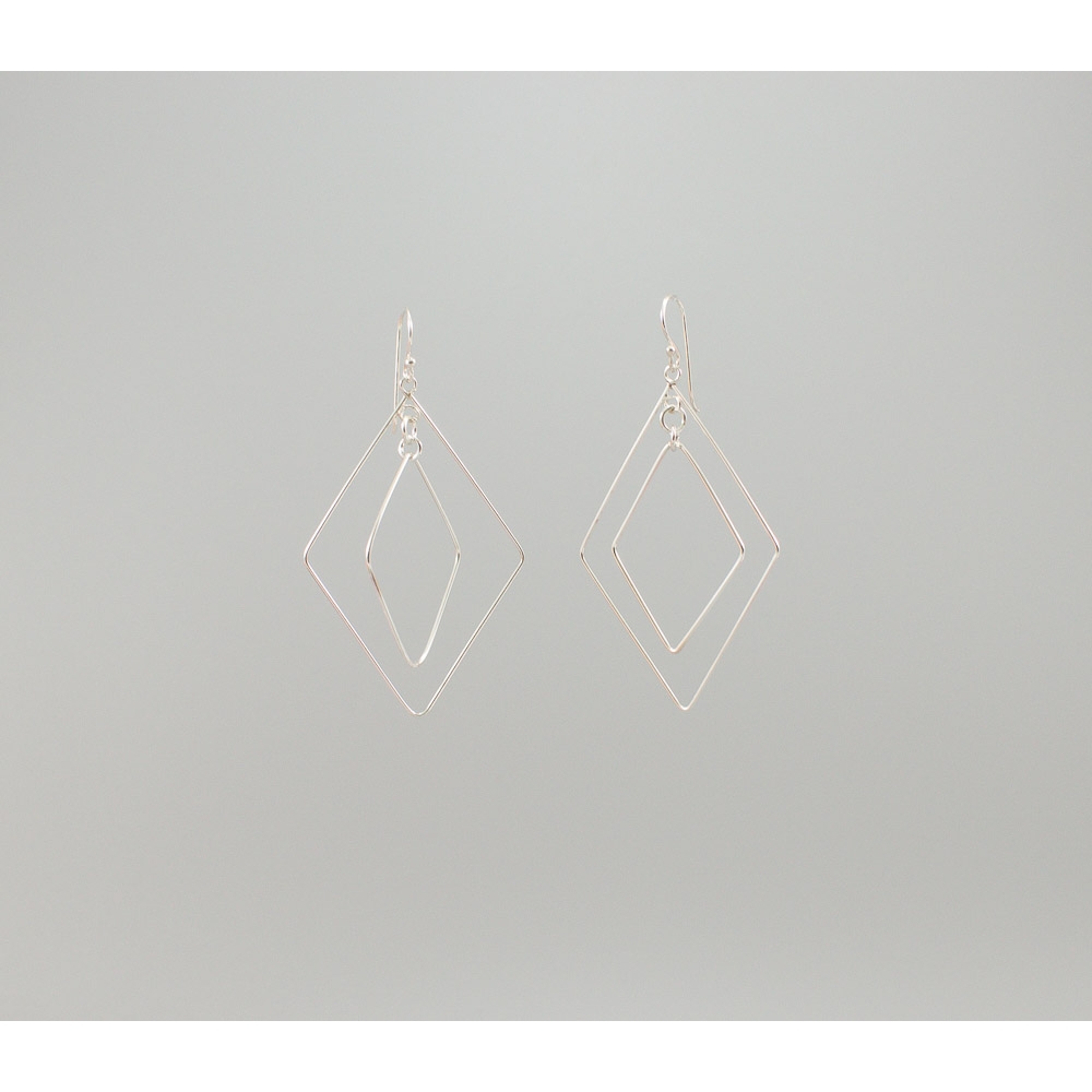 S0442 Plain Silver Earring
