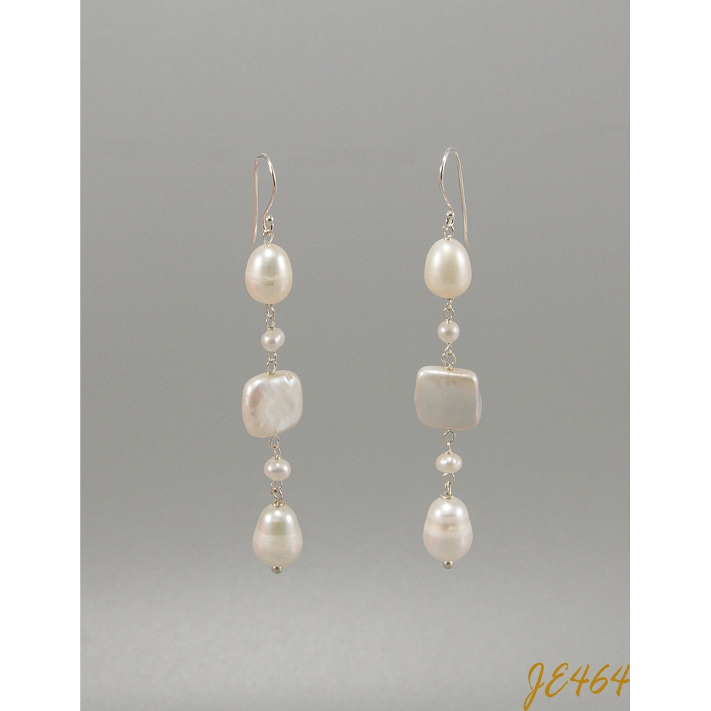 JE464 White Pearl Earring