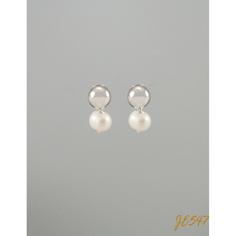 JE547 Fresh Water Pearl Earrings