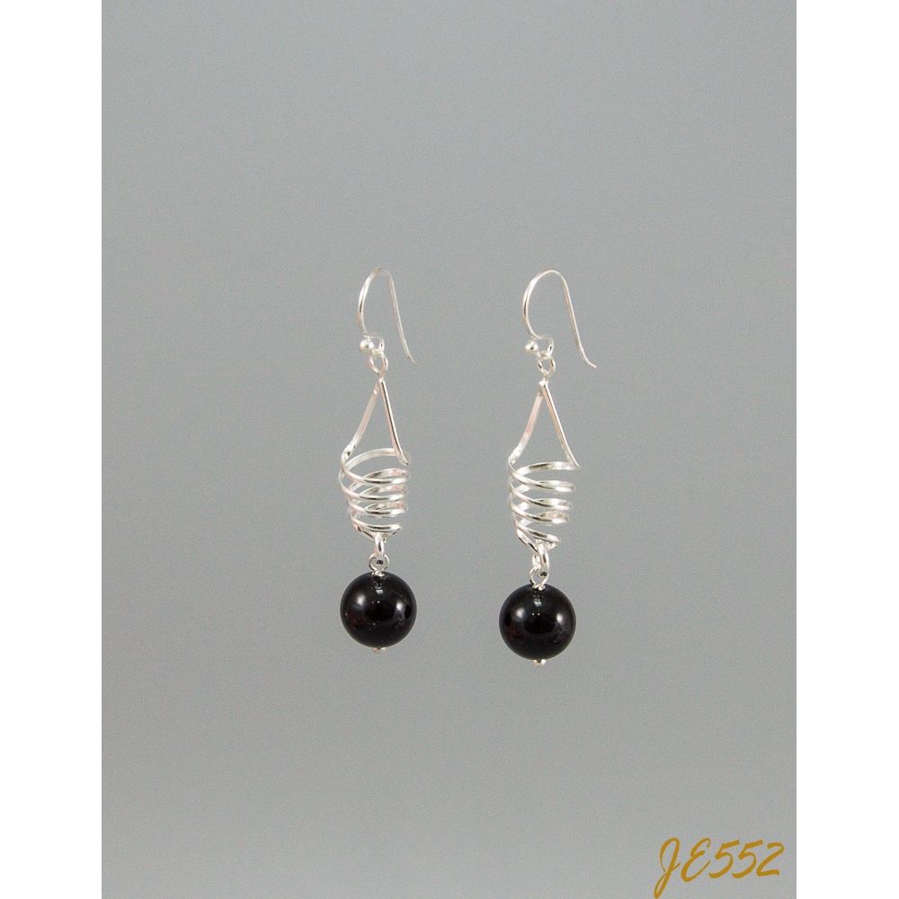 JE552 Black Onyx Earring