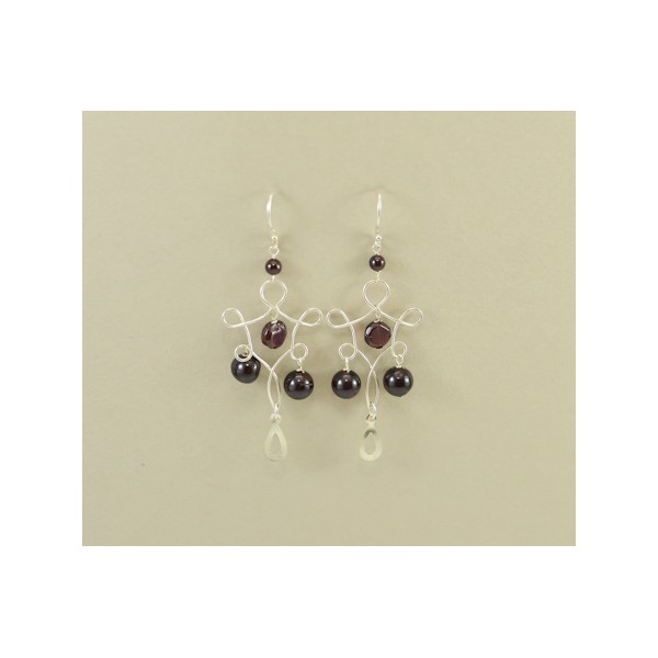 JE204 Garnet Earring