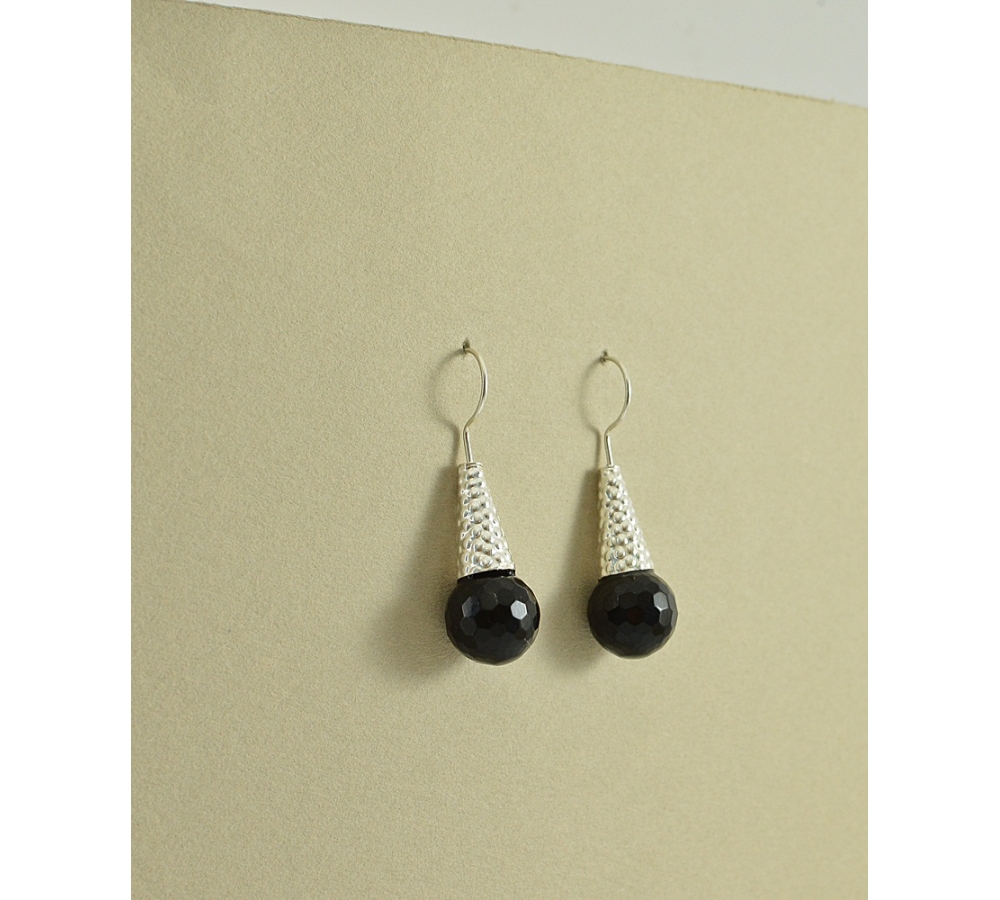 JE430 Black Onyx Earring