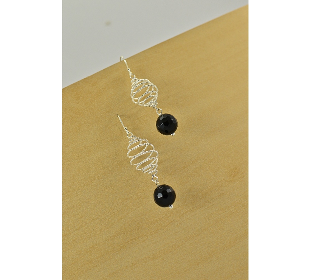 JE 404 Black Onyx Earring